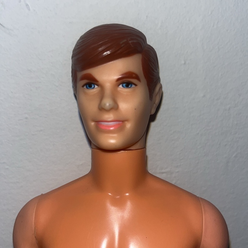 Barbie - Picture 3 of 10